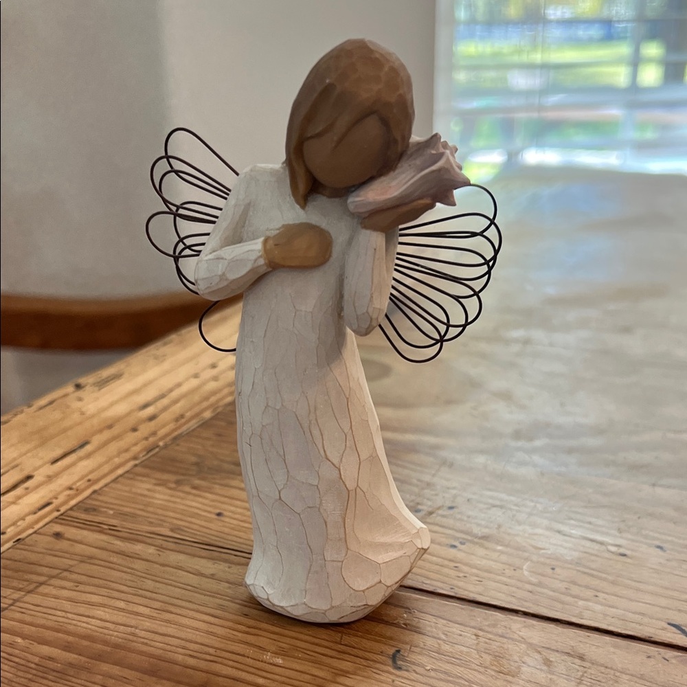 Willow Tree Angel Figurine - Cream and Brown